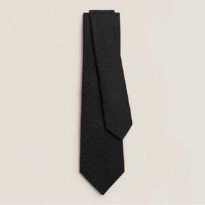 BRAND NEW Hermes Tie